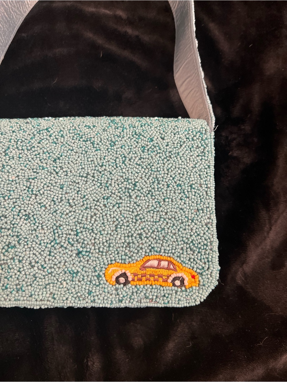 Made in India New York City-themed beaded shoulder bag-NWT - Picture 11 of 12
